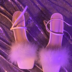 Elegant White Feathered Women's Sandals